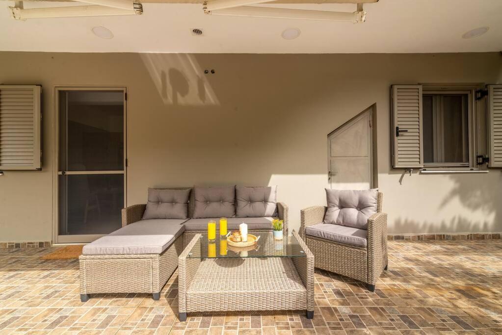Citrea Stylish House With Garden Near Beach Heraklion Exteriör bild