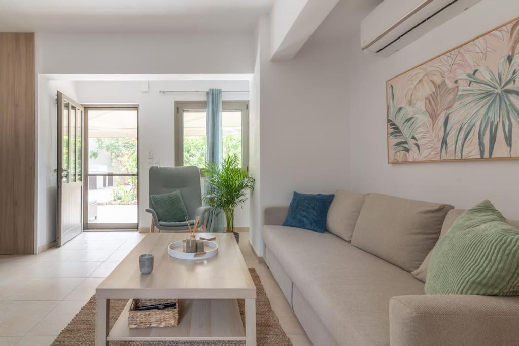 Citrea Stylish House With Garden Near Beach Heraklion Exteriör bild